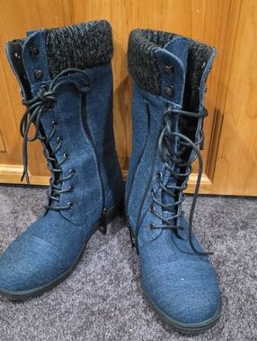 Source Unknown Navy Lace-Up Mid-Calf Boots with Knit Cuff